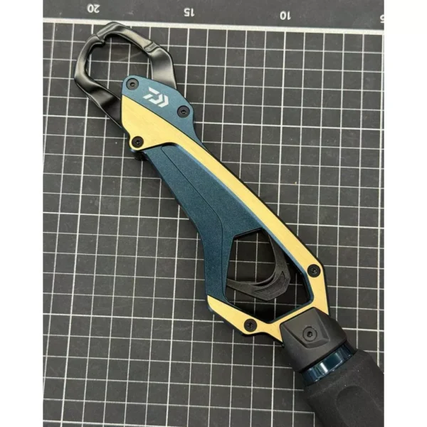 DAIWA 26 Fish Grip SC HD 310
